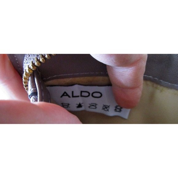 ALDO Women's Wallet Grey/Beige PU Leather with Gold Hardware - Zip Around Wallet - Picture 10 of 14